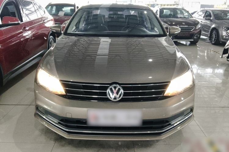 Used Volkswagen Sagitar 2017 1.6L Automatic Comfort Model Front