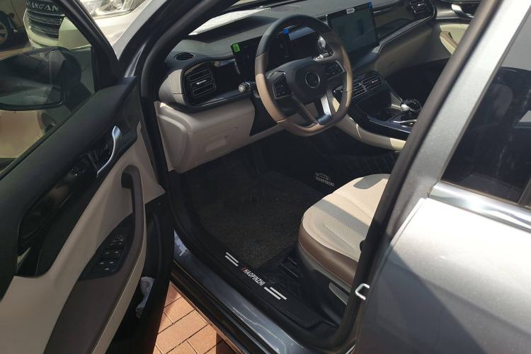 Used BYD Qin PLUS 2024 HONOR Edition DM-i 55KM Leading Model