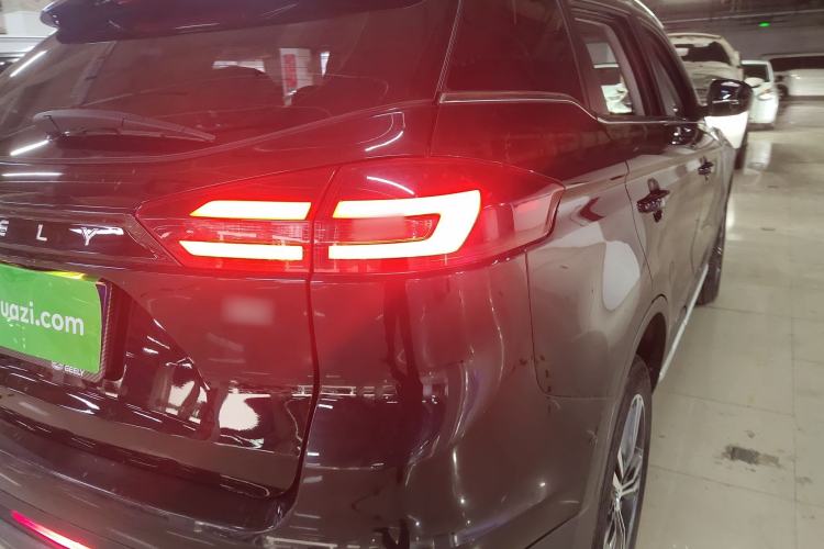 Used Geely Auto Emgrand X7 Sport 2022 1.8TD DCT Zhiya Trim
