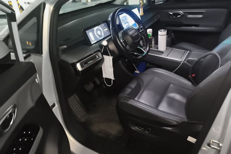 Used AION Y 2023 Younger Star Edition
