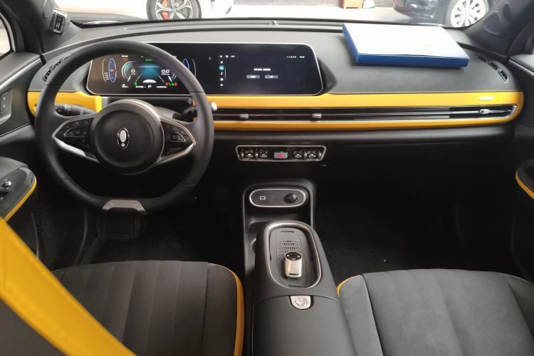 Used ORA Good Cat GT 2023 Mulan Edition 401km Prestige Version Center Console