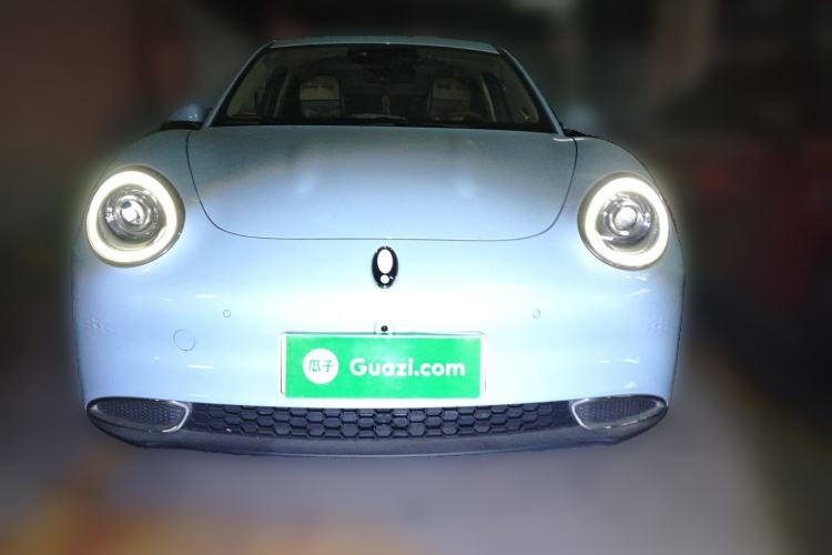 Used ORA Good Cat 2022 Morandi Edition 400km Standard Range Premium Version Lithium-Ion Battery Front