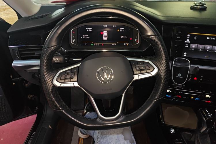 Used Volkswagen Passat 2022 330TSI Elite Edition Custom Version