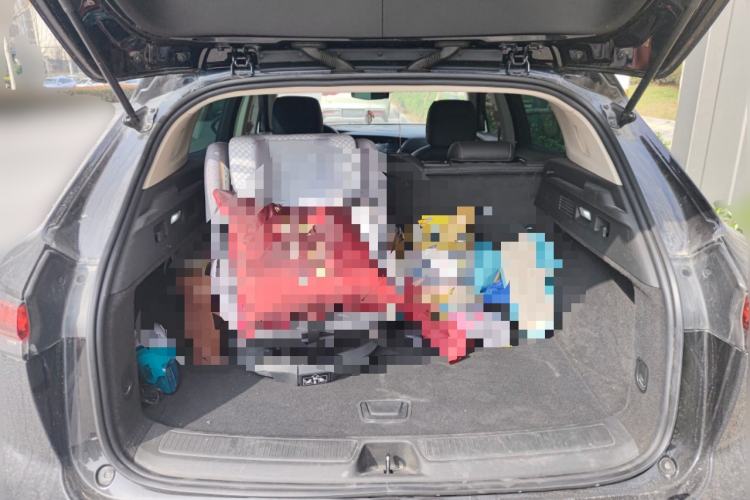 Used Buick Envision 2022 Facelift Encore S 552T Two-Wheel-Drive Luxury Model