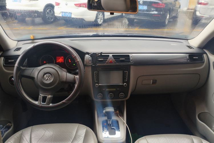 Used Volkswagen Bora 2012 1.6L Automatic Comfort Edition
