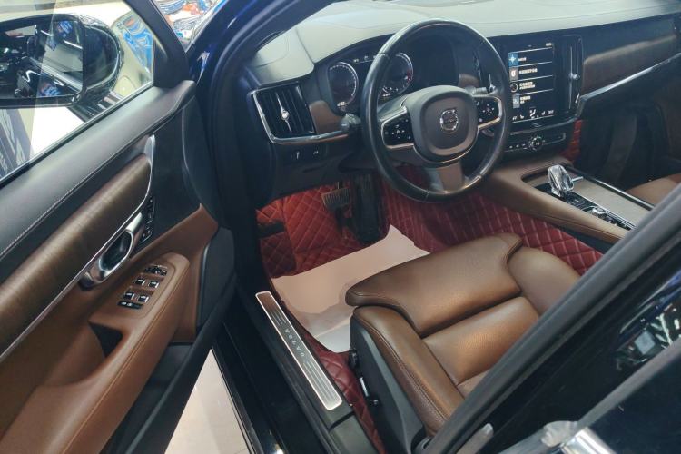 Used Volvo S90 2021 B5 Zhiyuan Luxury Edition
