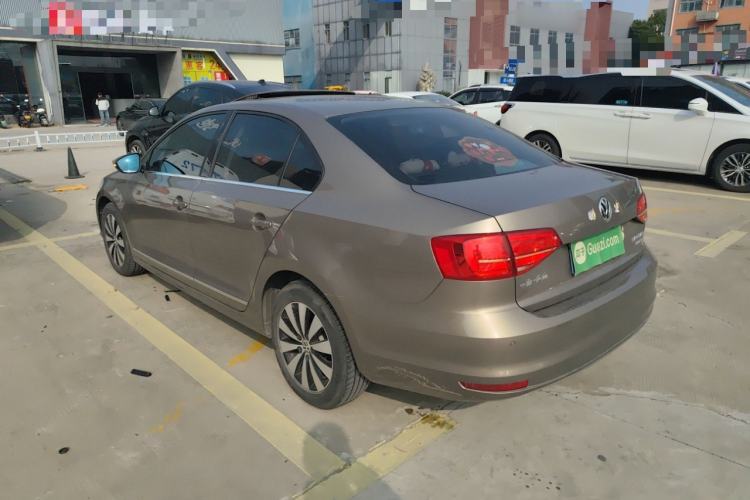 Used Volkswagen Sagitar 2017 180TSI Automatic Luxury Edition Exterior 2