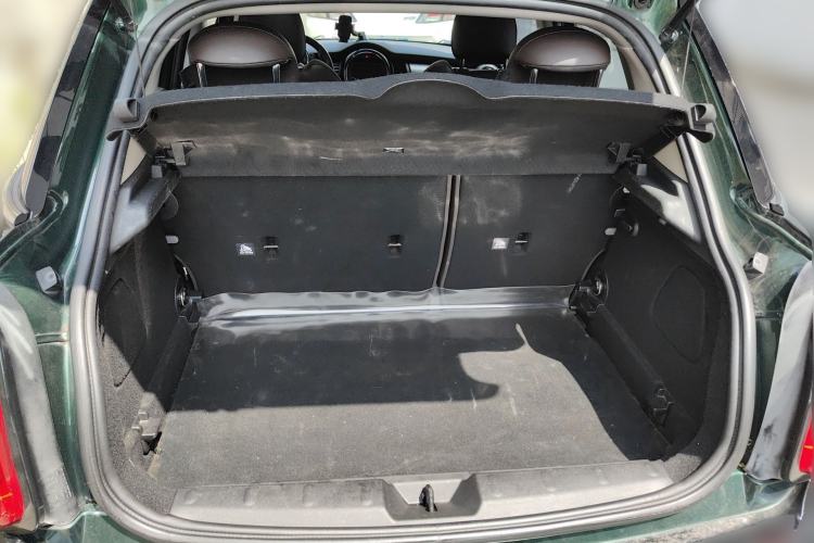Used MINI 2016 1.5T COOPER Performance Edition 5-door version Trunk