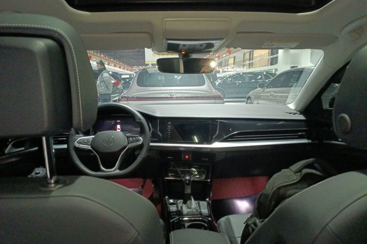 Used Volkswagen Passat 2025 Outstanding Model 330TSI Starry Elite Edition
