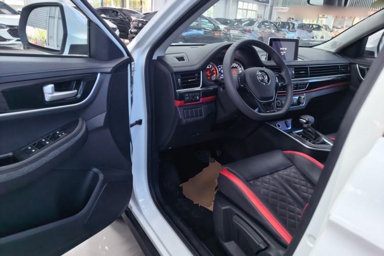 Used FORTHING T5 2021 1.5T Automatic Comfort Version