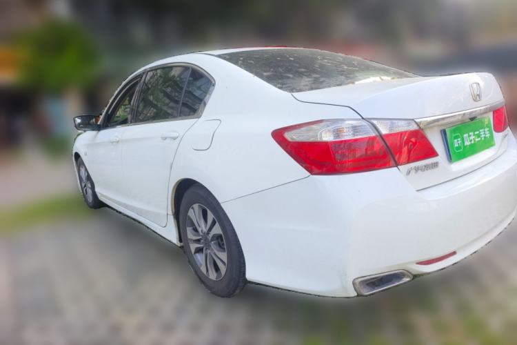 Used Honda Accord 2015 2.0L LX Comfort Edition Rear Left 45 Deg