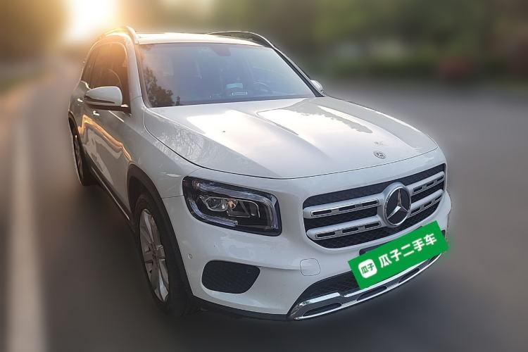 Used Mercedes-Benz GLB 2020 Facelift GLB 200 Fashion Edition Front Right 45 Deg