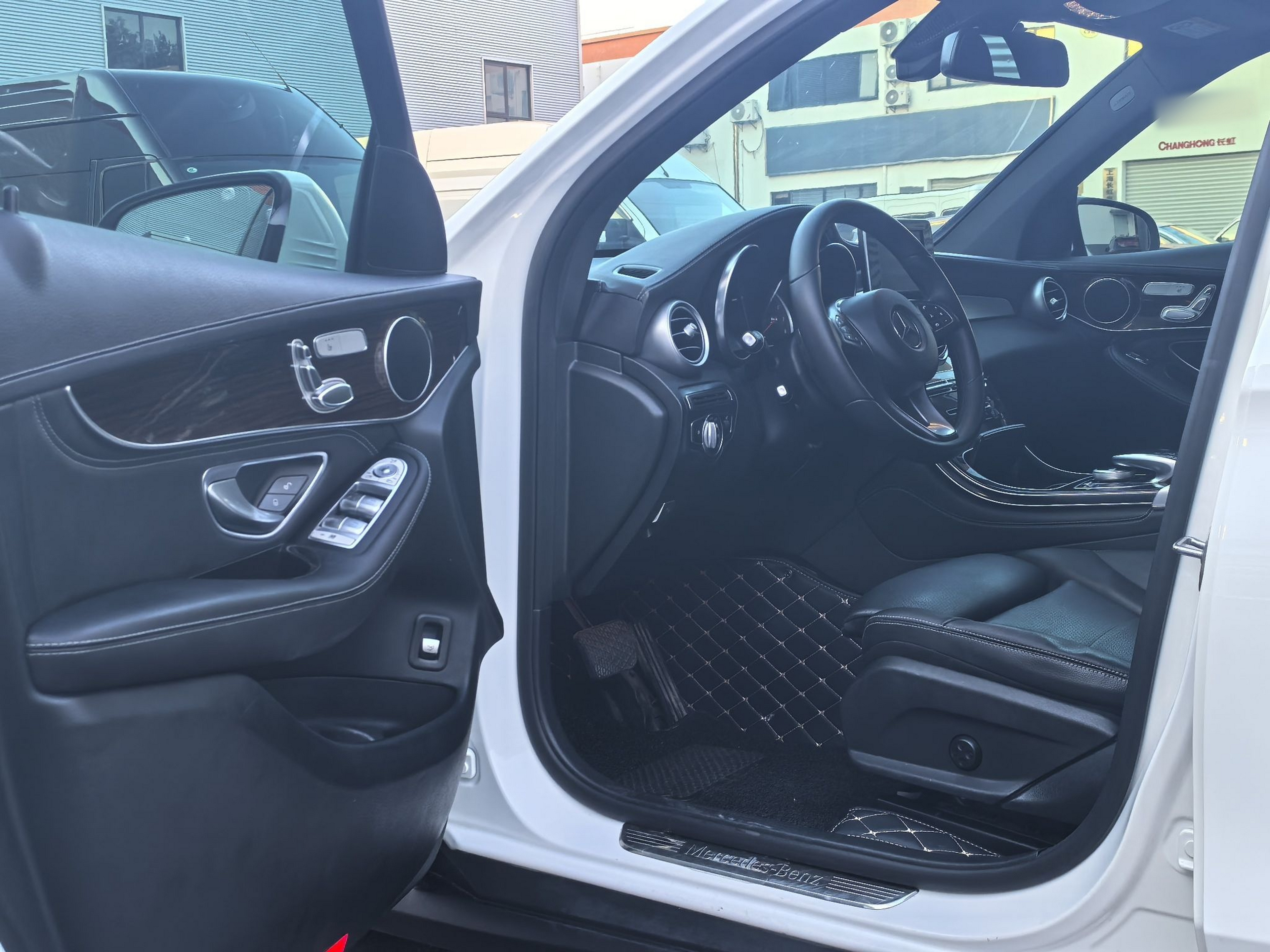 Avant de la voiture