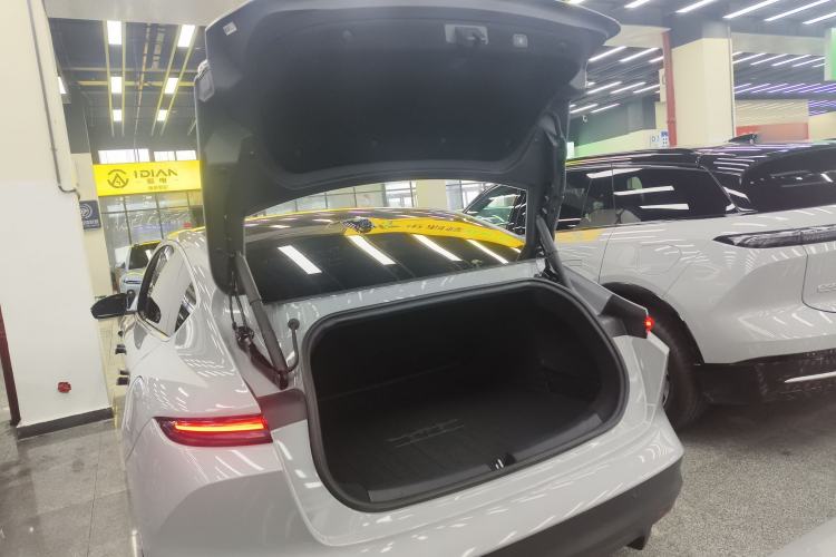 Used Nio ET5 2022 75 kWh Trunk