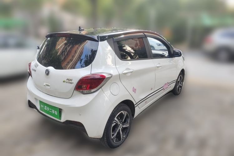 Used CHANGAN Benni E-Star 2022 Charming Edition Colorful Model Lithium Iron Phosphate
