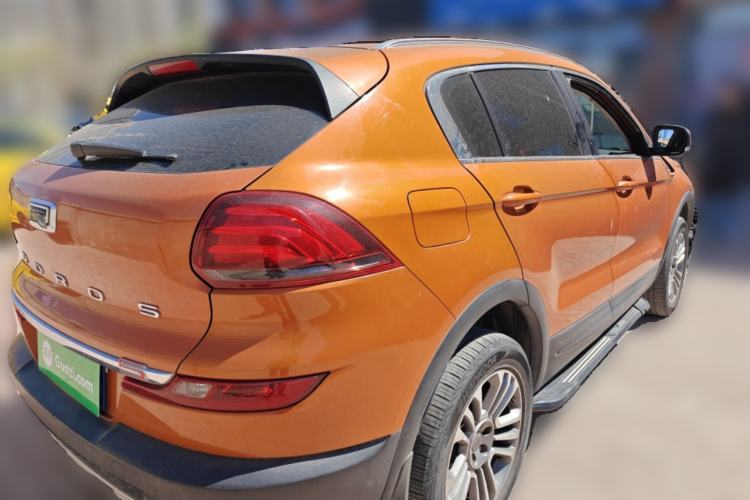 Used Qoros 5 2017 1.6T Automatic Prestige Model Rear Right 45 Deg