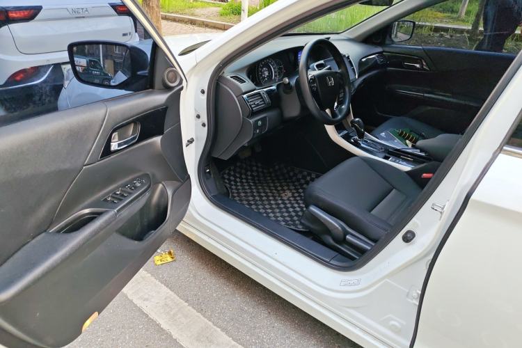 Used Honda Accord 2016 2.0L Comfort Edition
