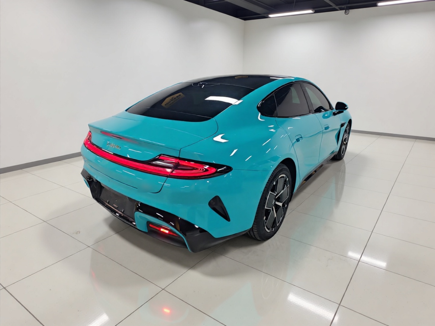 Xiaomi Auto SU7 2024 Rear-Drive Long-Range Intelligent Driving Version — снимка 6