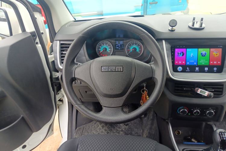 Used Jinbei Gold Hiace M Classic 2023 1.5L Engineering Lion Passenger Vehicle 5/6/7 Seats
