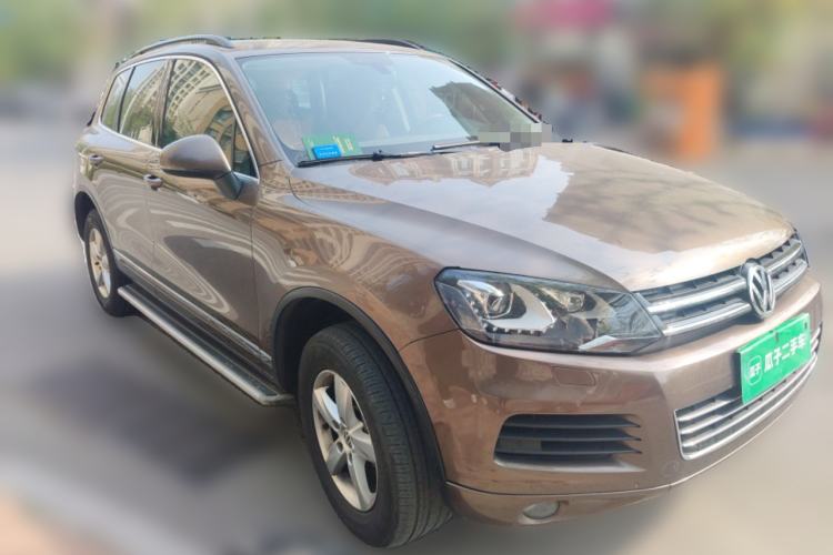 Used Volkswagen Touareg 2011 3.0 TDI Diesel Comfort Version Front Right 45 Deg