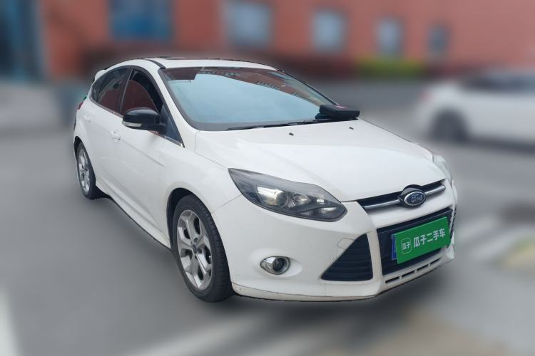 Used Ford Focus 2012 Hatchback 2.0L Manual Luxury Sport Model Front Right 45 Deg