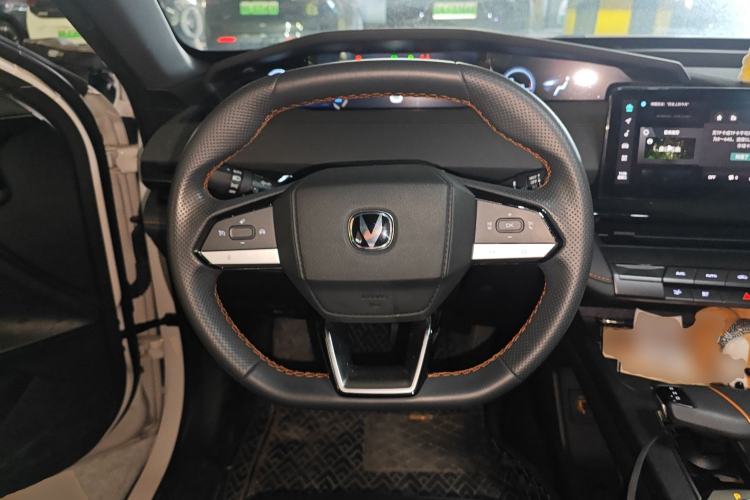 Used CHANGAN UNI-V iDD 2023 Zhidian iDD 1.5T 113km Smart & Fun Version (Rapid Edition)