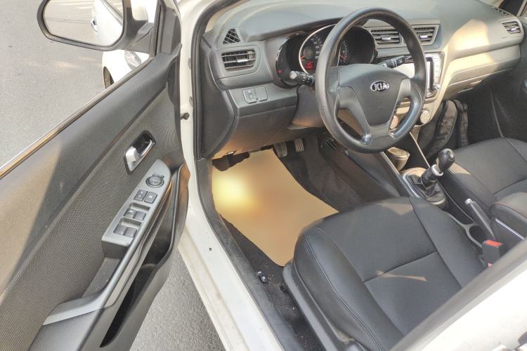 Used Kia K2 2015 Sedan 1.4L MT GLS