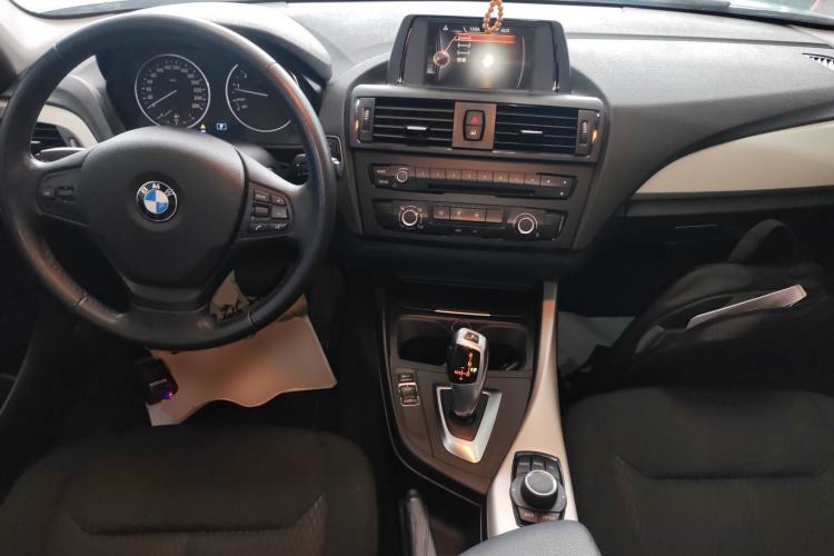 Used BMW 1 Series 2013 Revised 116i Leading Edition Center Console