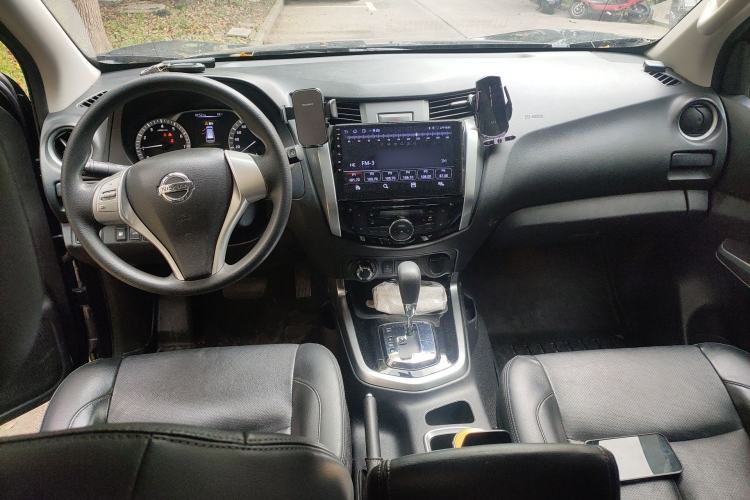 Used Nissan Terra 2020 2.5L XL Upper 4WD Automatic Four-Wheel Drive Luxury Edition Center Console