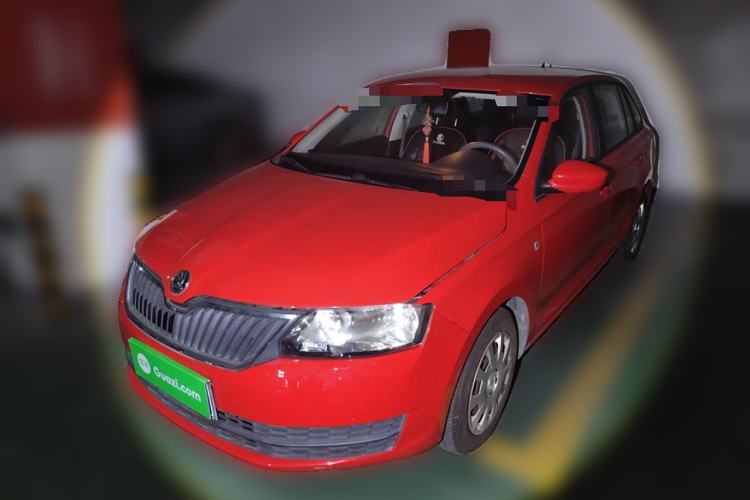 Used Skoda Rapid Spaceback 2014 1.6L Automatic Enjoyment Edition