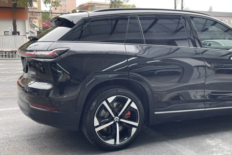 Used Nio ES7 2022 75 kWh Exterior 9