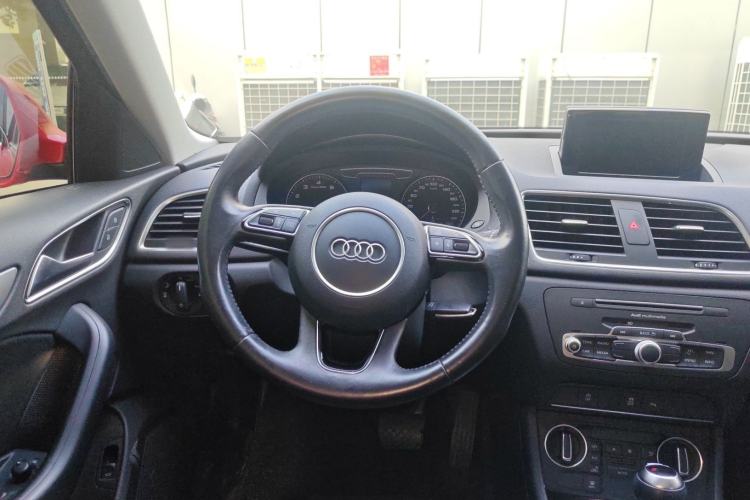 Used Audi Q3 2016 30 TFSI Fashion Model

