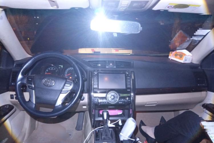 Used Toyota Reiz 2010 2.5V Fengdu Elite Edition Center Console