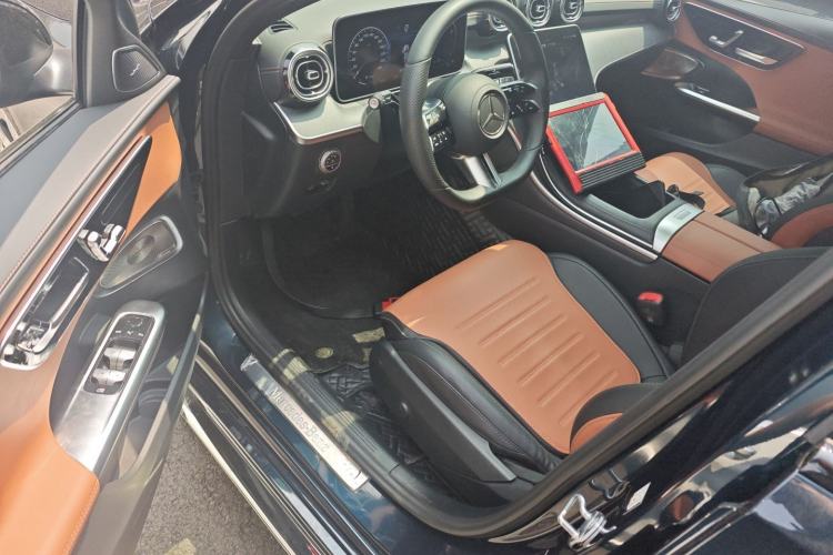 Used Mercedes-Benz C-Class 2022 Revised C 260 L Starry Night Sport Edition Driver Seat