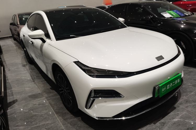 Used Geely Galaxy Galaxy 8 2025 130km EM-i Deluxe Edition