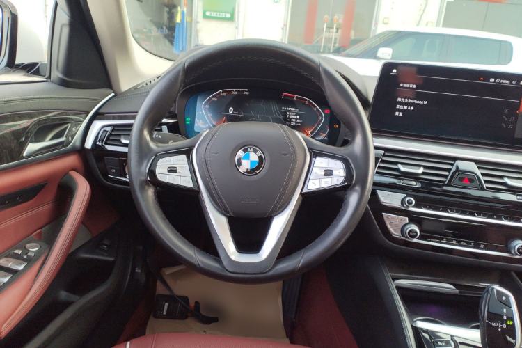 Used BMW 5 Series 2021 525Li Luxury Package