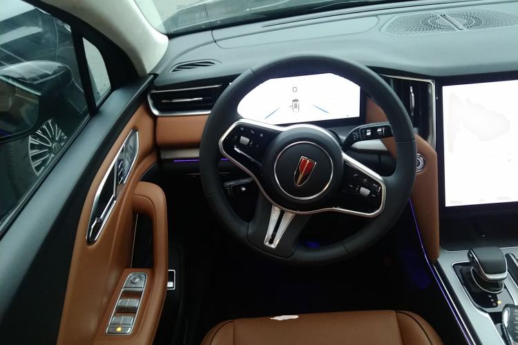 Used Hongqi HS7 PHEV 2025 Model 2.0T PHEV Four-Wheel Drive 2 Million Units Commemorative Edition 6-Seater Steering Wheel