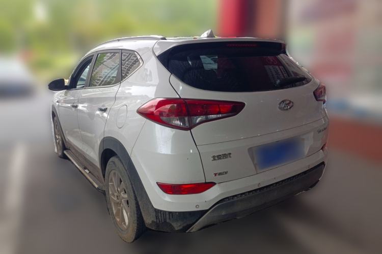 Used Hyundai Tucson 2015 1.6T Dual-Clutch Two-Wheel-Drive Smart Model Rear Left 45 Deg