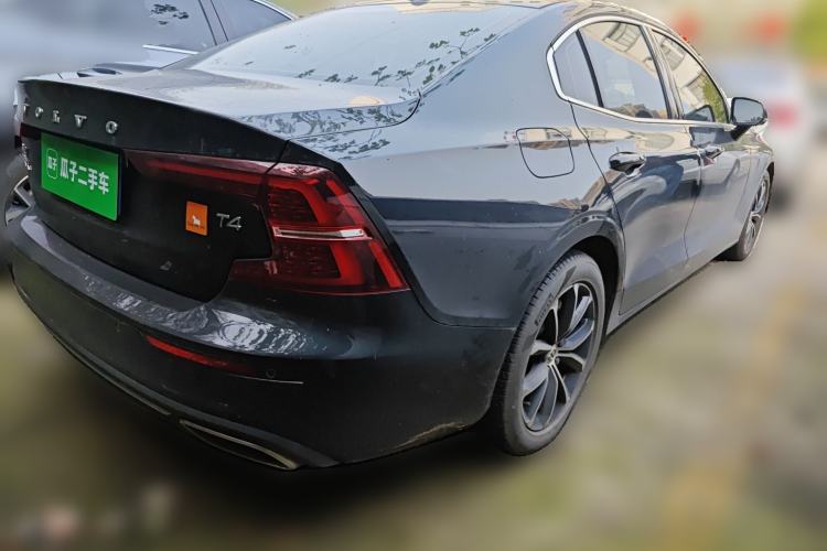 Used Volvo S60 2020 T4 Zhiyi Luxury Edition Rear Right 45 Deg