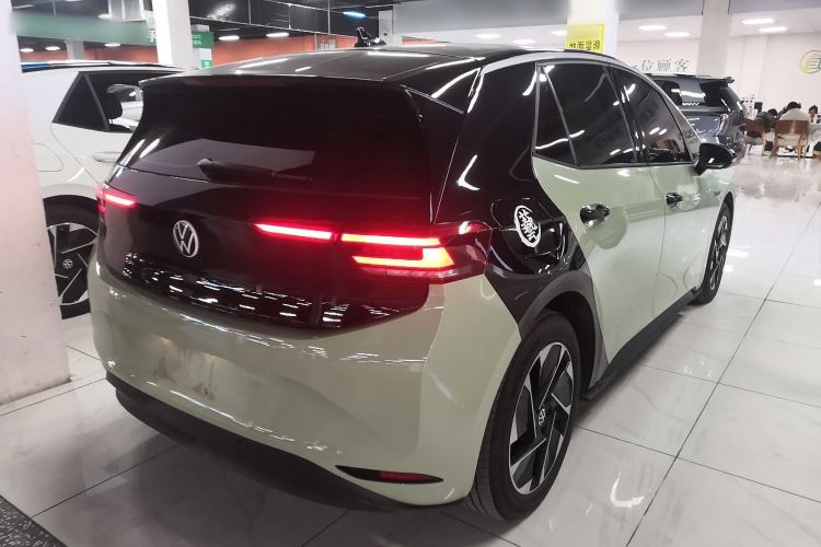 Used Volkswagen ID.3 2023 Pure Smart Edition