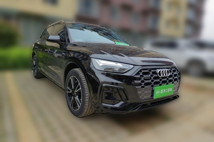 Used Audi Q5L 2022 40T Fashionable and Dynamic Model Front Right 45 Deg