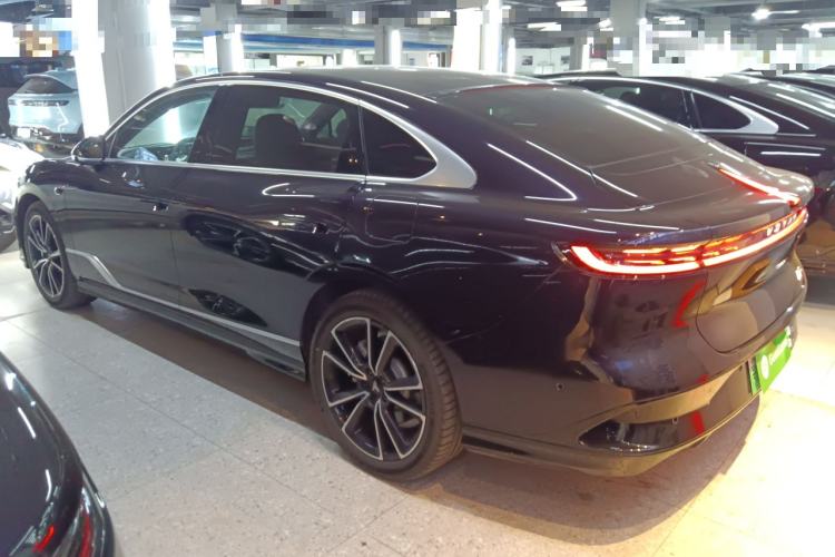 Used VOYAH PASSION 2024 PHEV Four-Wheel Drive Ultra-Long Range Flagship Model Exterior 2