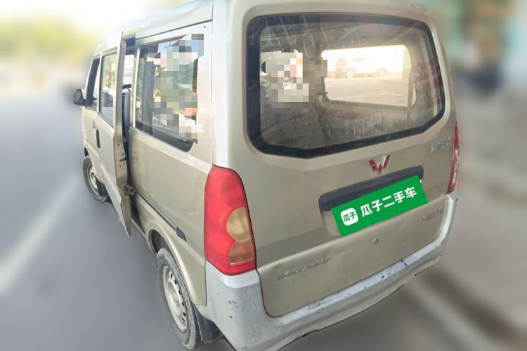 Used Wuling Rongguang 2011 1.2L Base Version
