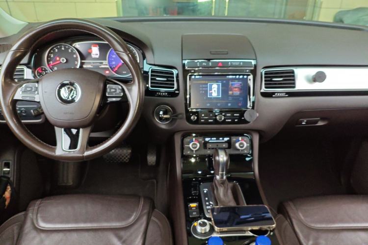 Used Volkswagen Touareg 2016 3.0 TSI Standard Version Center Console