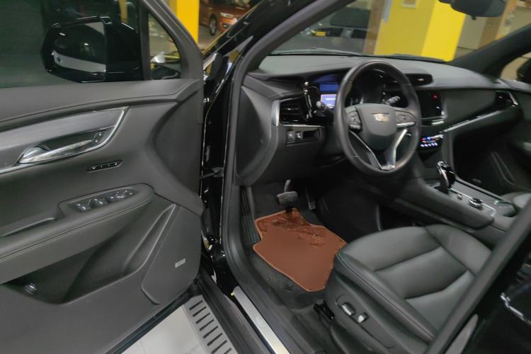 Used Cadillac XT6 2022 2.0T 7-Seater Four-Wheel-Drive Luxury Version