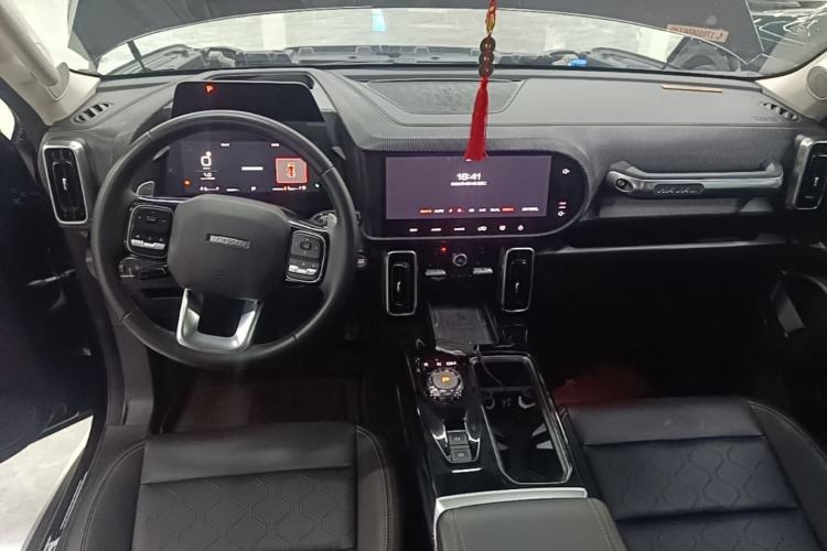 Used Haval DARGO 2021 1.5T DCT Two-Wheel Drive Border Collie Edition Center Console