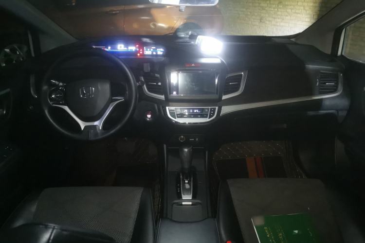 Used Honda Jade 2014 1.8L Automatic Comfort Elite Version 5 Seats
