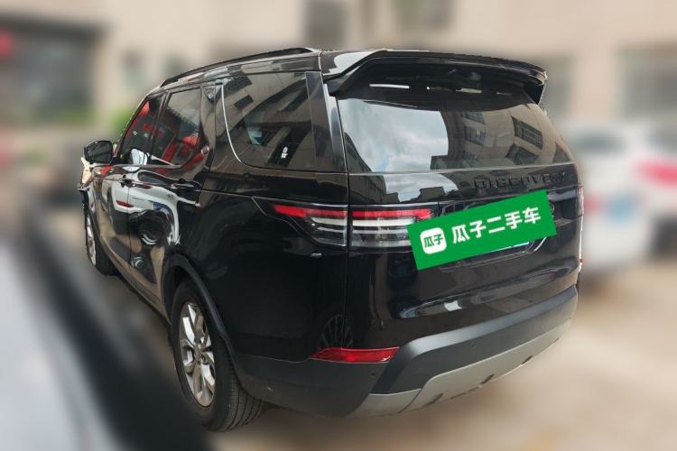 Used Land Rover Discovery 2017 3.0 SC V6 SE Rear Left 45 Deg