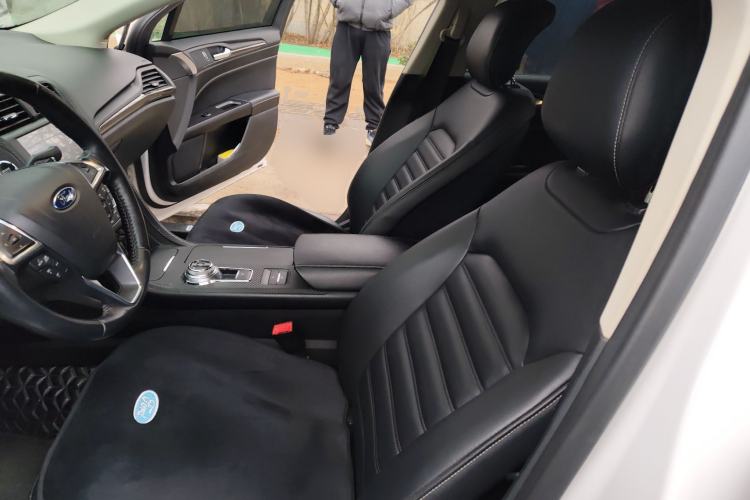 Used Ford Mondeo New Energy 2018 2.0 PHEV Smart-Controlled Fashion Edition China V Standard
