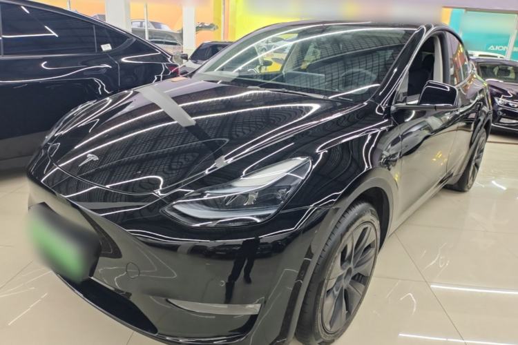 Used Tesla Model Y 2023 Long-Range All-Wheel-Drive Version